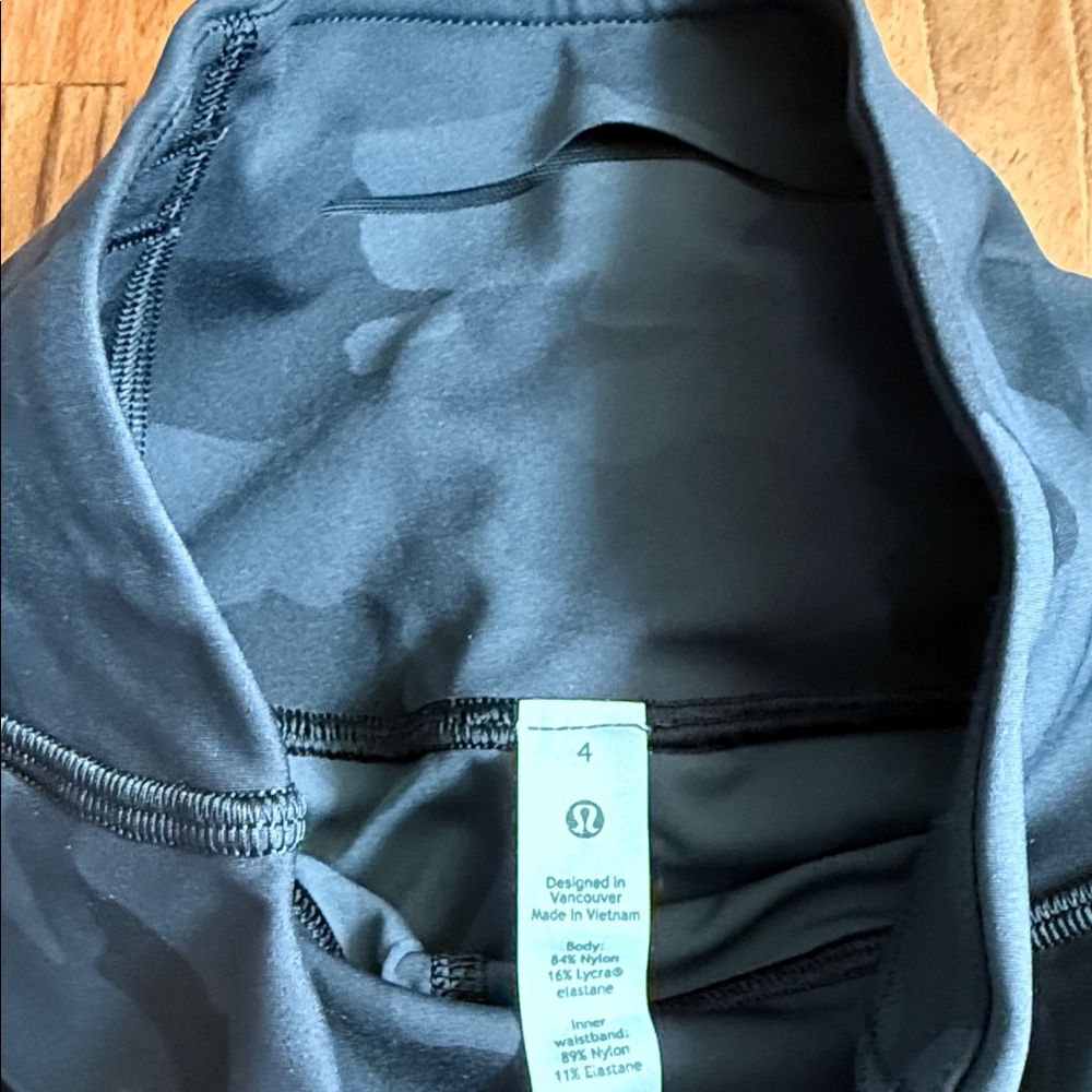 Lululemon Athletica base pace high-rise short 8 inch - Picture 2 of 4